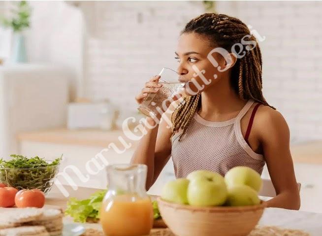 Do you have a habit of drinking water while eating? So change this habit now fast